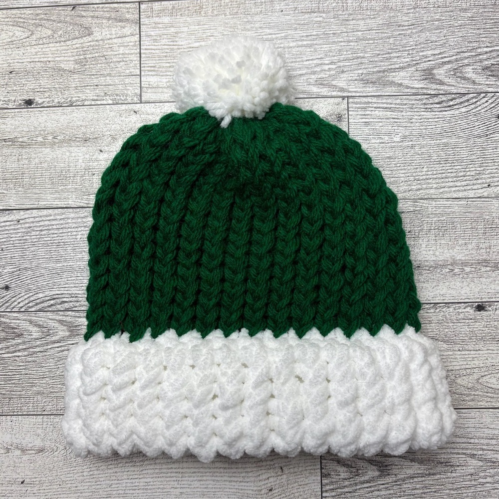 Newborn elf green christmas holiday beanie baby knitwear